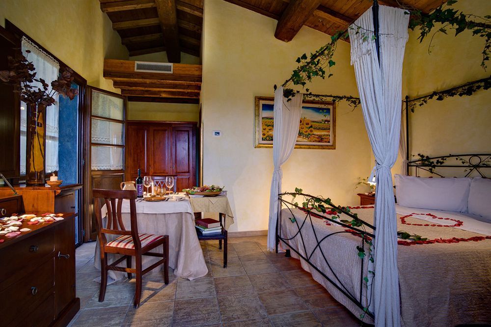 Agriturismo Valle Del Marta Таркуїнія Екстер'єр фото